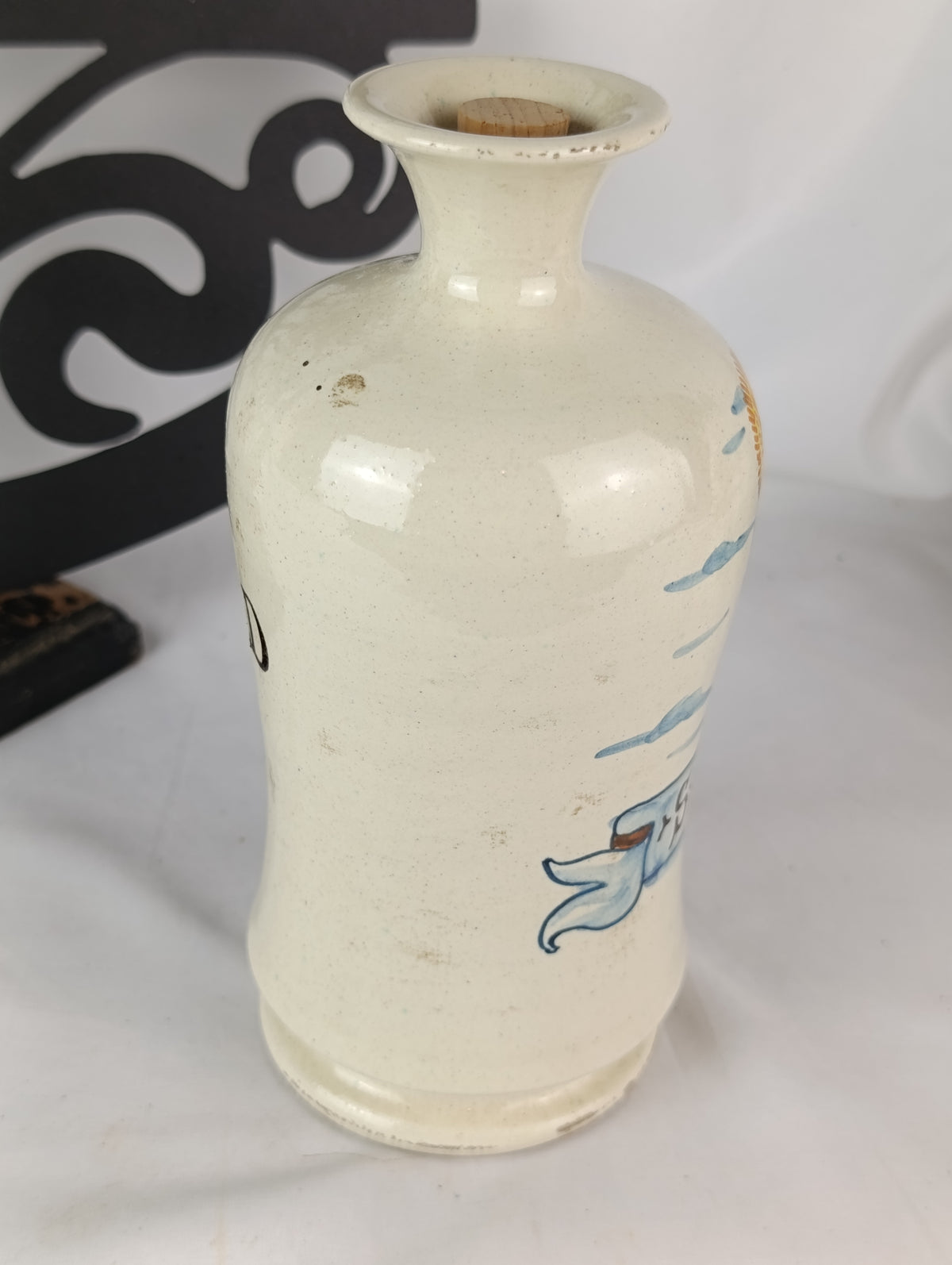 Pot ancien médical